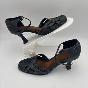 AEROSOLES Black Elegant Heels with Pointed Toe